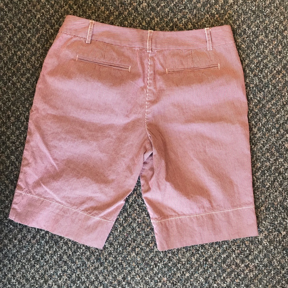 LOFT red and white striped shorts size 2P - Picture 2 of 4